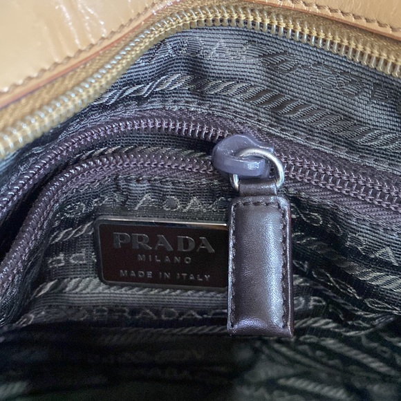Prada leather back pack rare item, 100% authentic - Picture 7 of 14